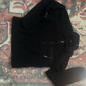 Patagonia black quarter zip